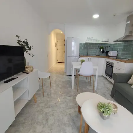 Cozy Near The Dunes Lägenhet